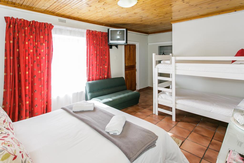 Wagon Wheel Country Lodge Beaufort West Exteriér fotografie