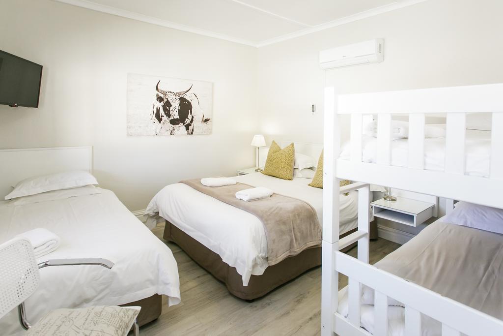 Wagon Wheel Country Lodge Beaufort West Exteriér fotografie