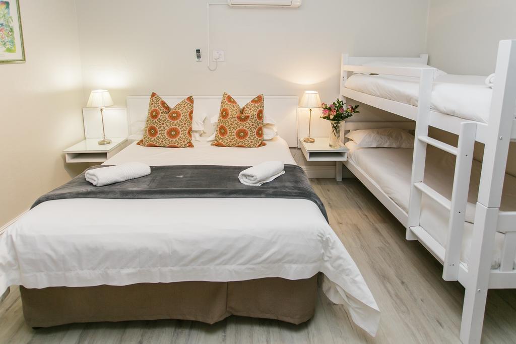 Wagon Wheel Country Lodge Beaufort West Exteriér fotografie