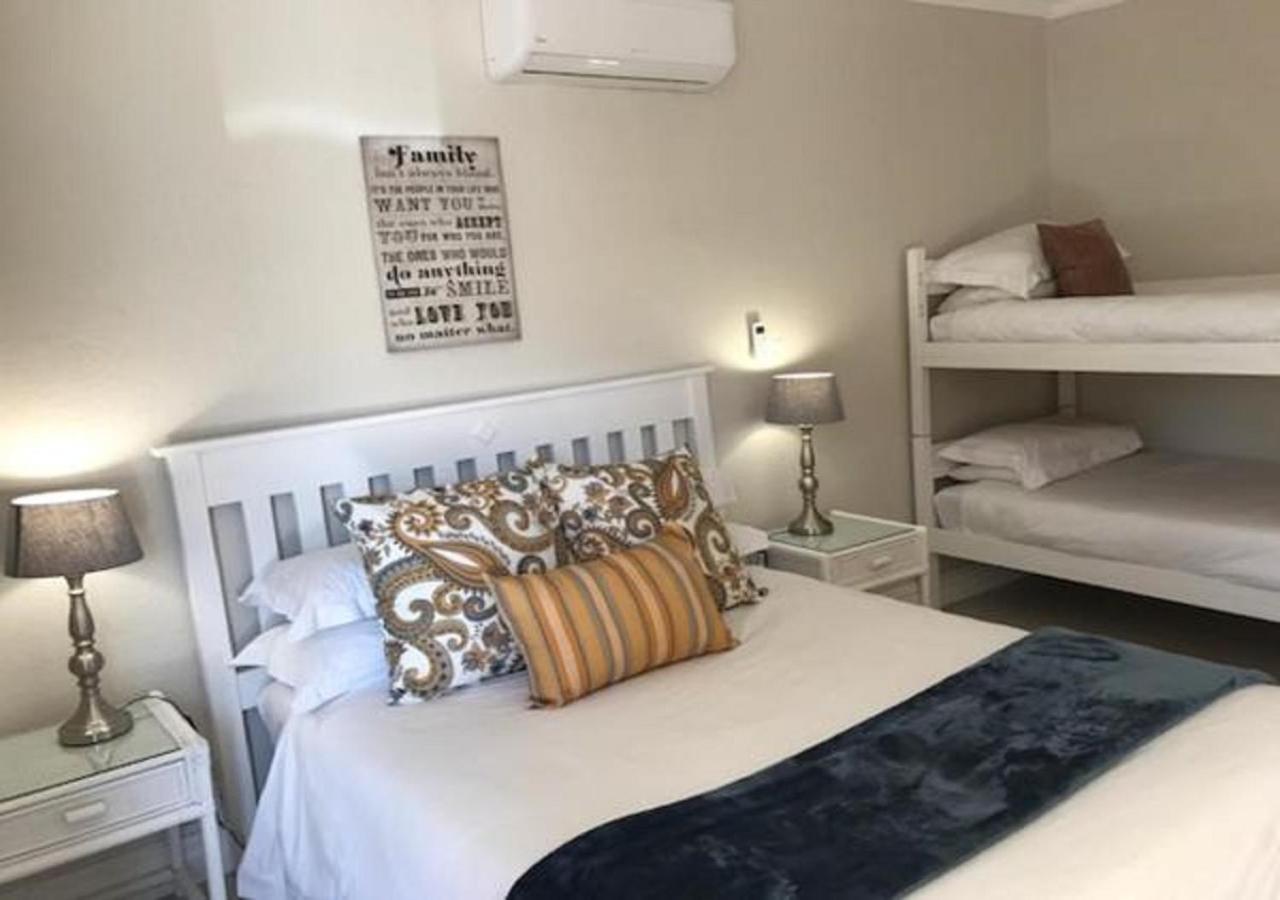 Wagon Wheel Country Lodge Beaufort West Exteriér fotografie