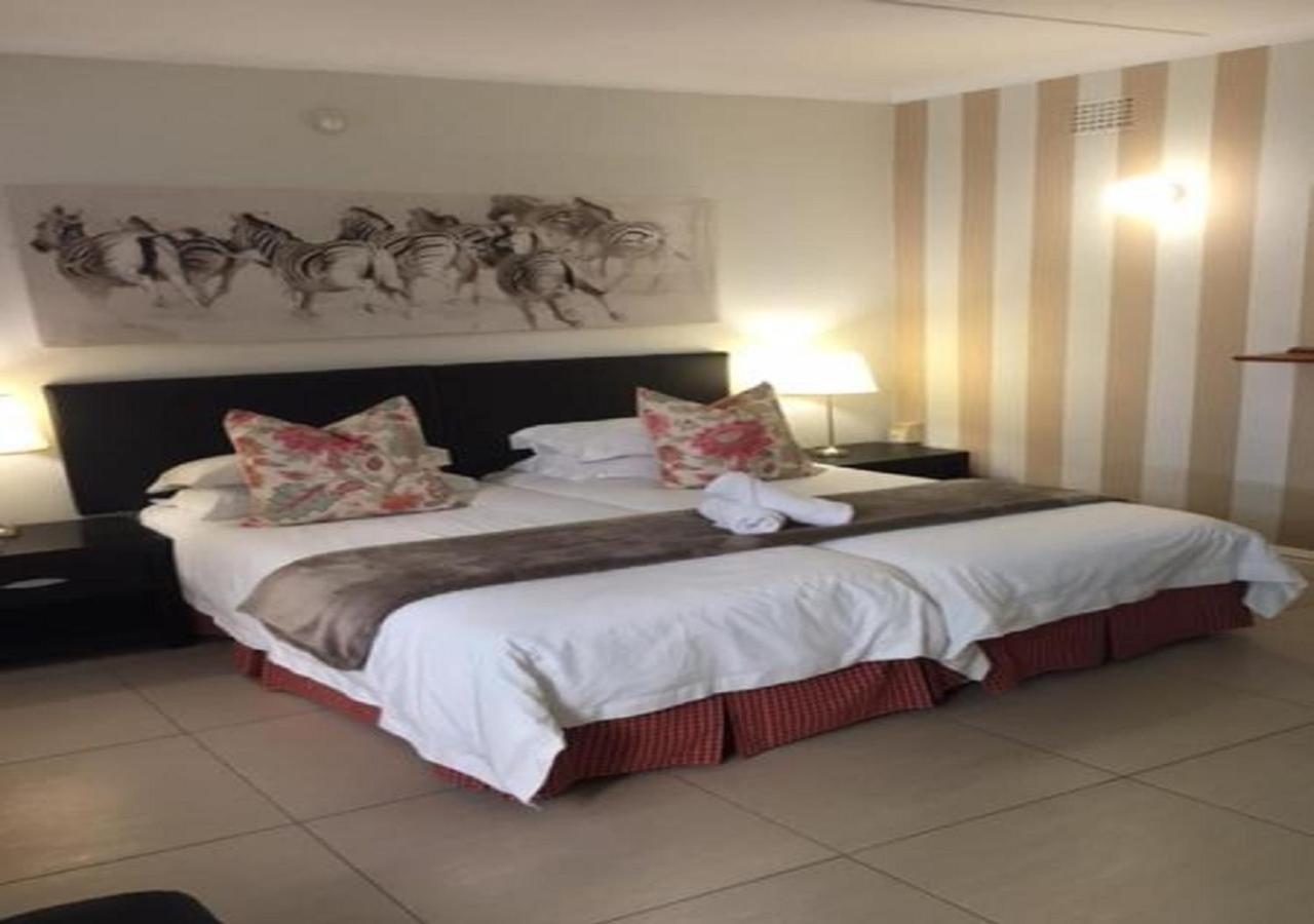 Wagon Wheel Country Lodge Beaufort West Exteriér fotografie