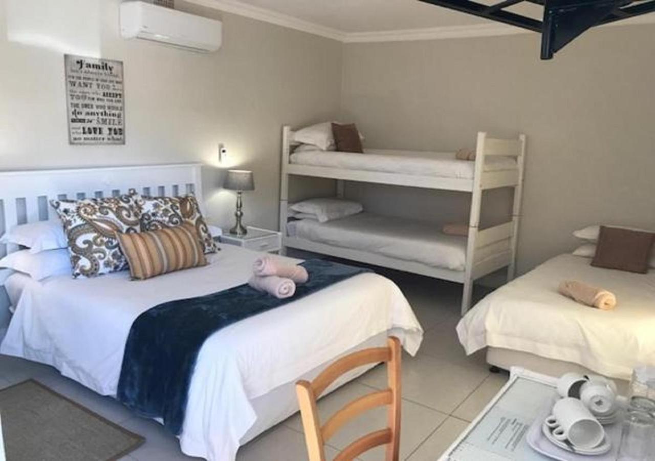 Wagon Wheel Country Lodge Beaufort West Exteriér fotografie